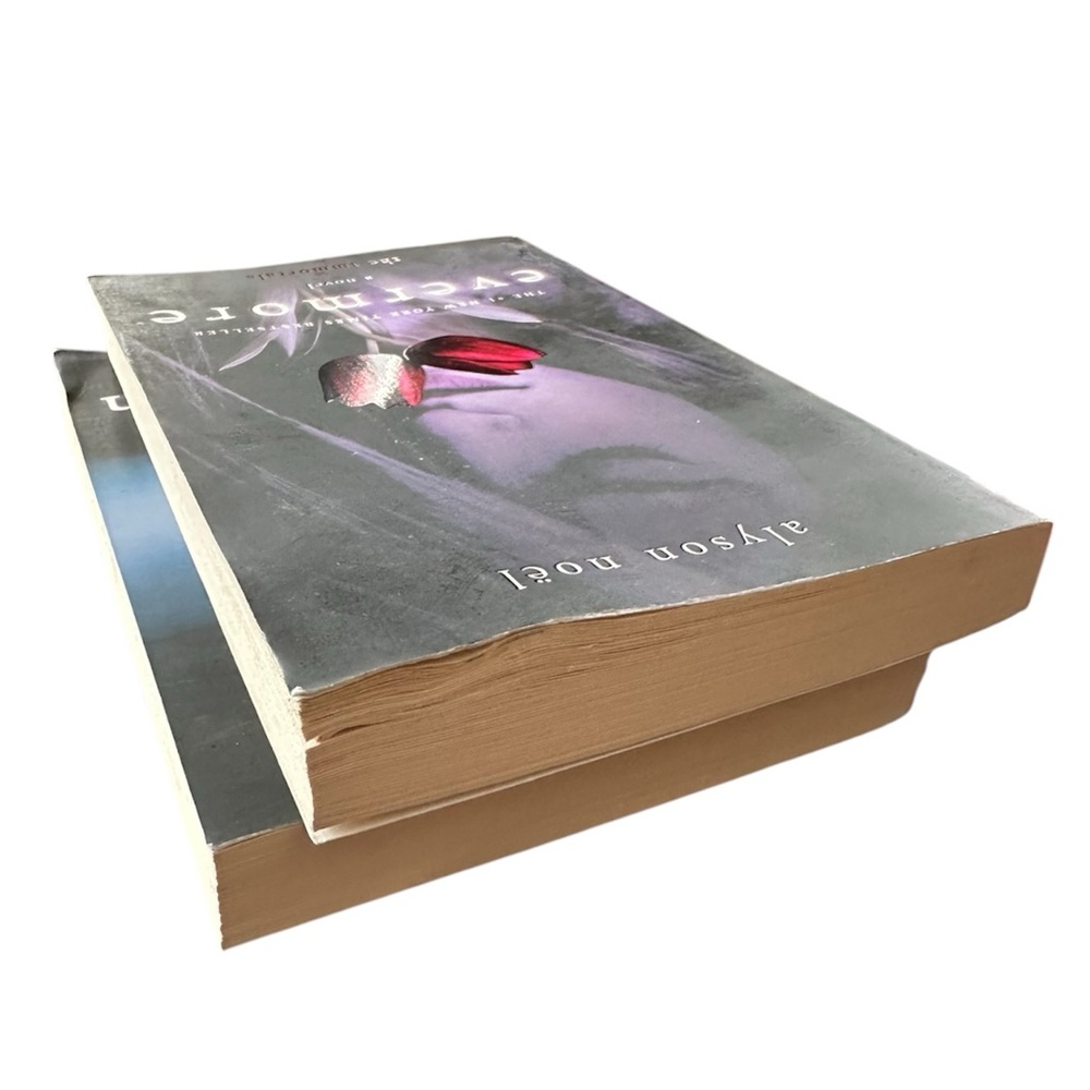 Alyson Noel Soft Cover Books - Picture 2 of 2